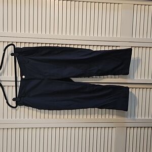 Duluth trading size 12 cropped pants